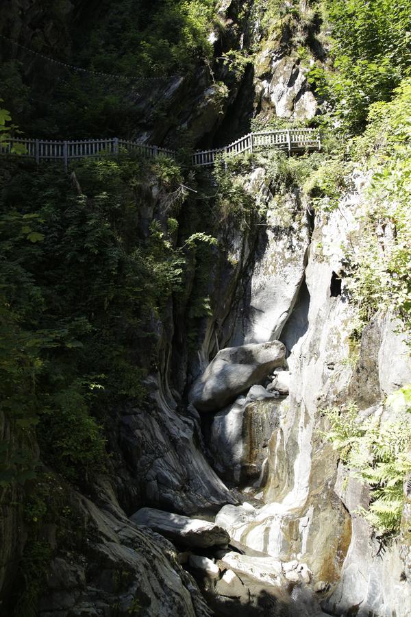 Lieu Secret Dans Les Alpes Suisses Villa Le Tretien Kültér fotó