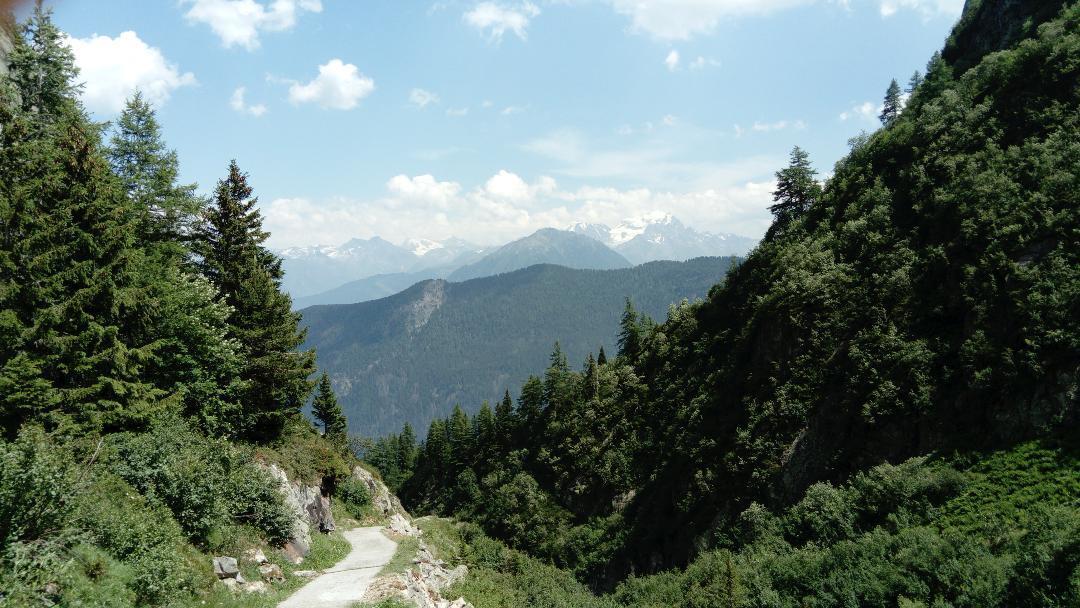 Lieu Secret Dans Les Alpes Suisses Villa Le Tretien Kültér fotó