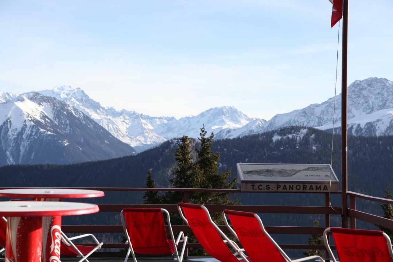 Lieu Secret Dans Les Alpes Suisses Villa Le Tretien Kültér fotó